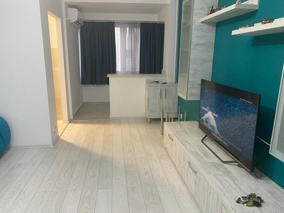 Studio-Ion Mihalache-Bucuresti Exteriör bild